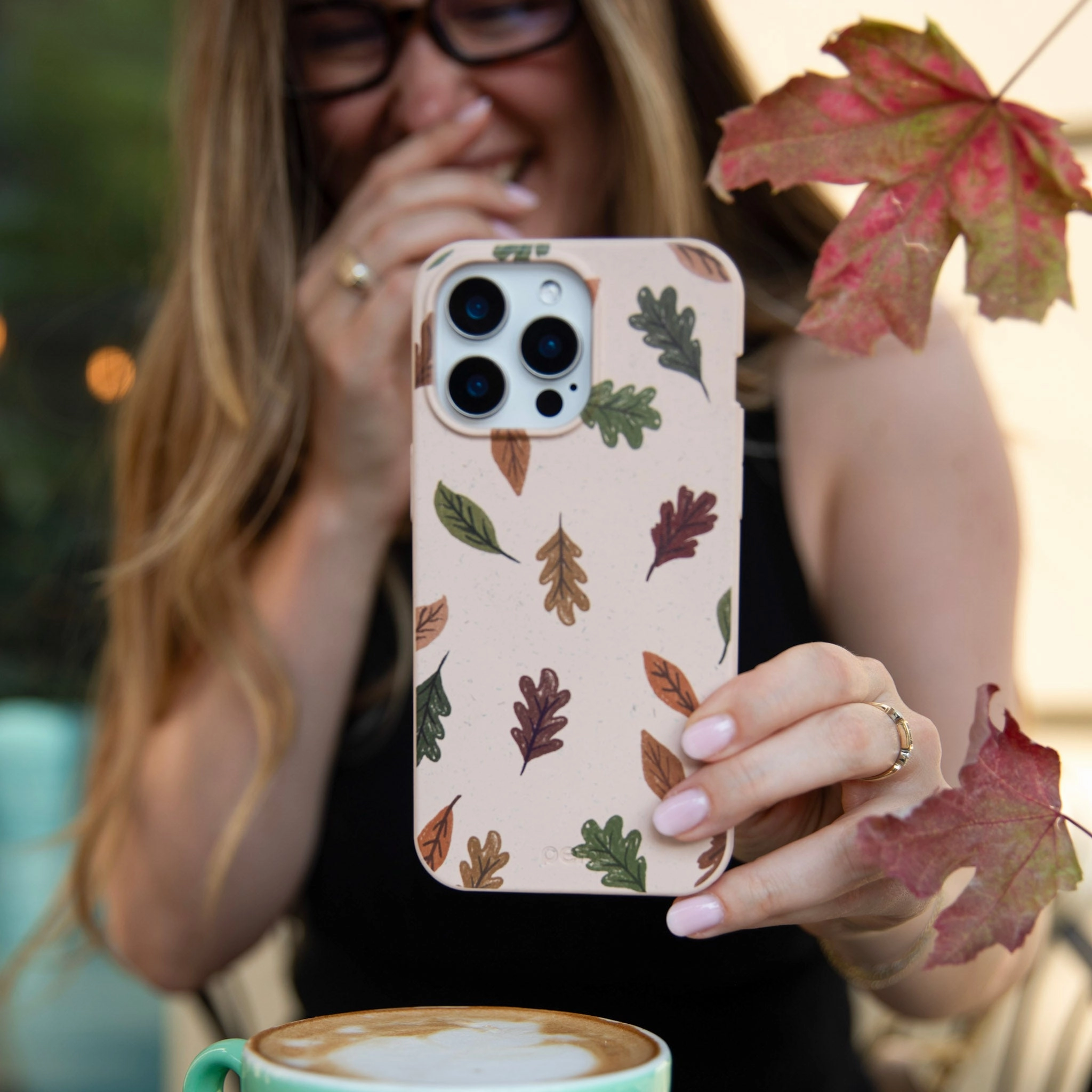 Creative Pattern High-End Detail Seashell Harvest Hues iPhone 17 Pro Max Case