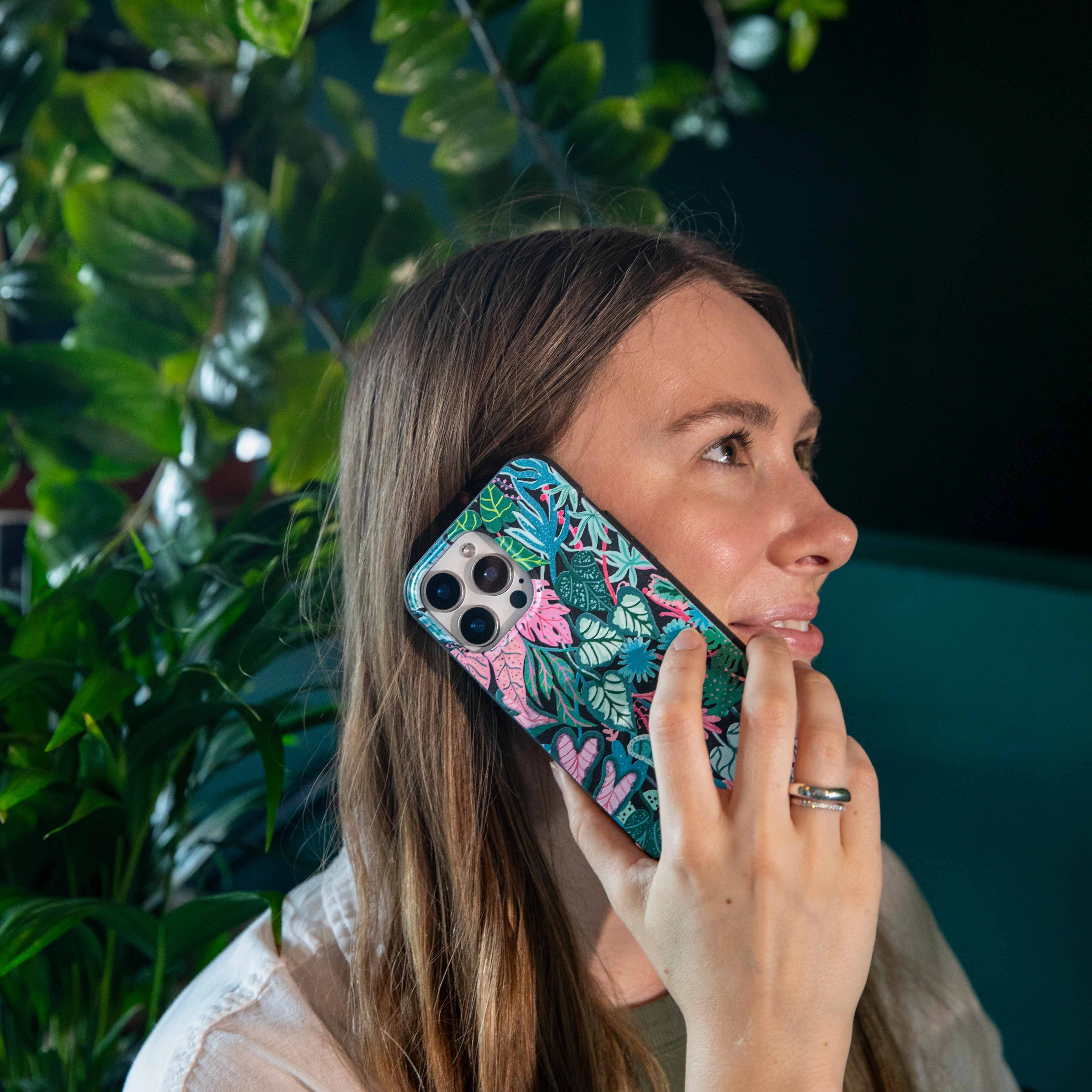 Creative Artwork Black Tropic Noir iPhone 17 Pro Max Case